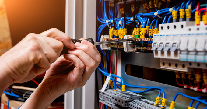 AC Maintenance with Repair & Installation></a>
                                        </div>
                                        <!-- <div class=